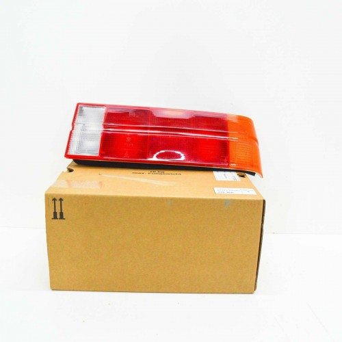 Tail light, right